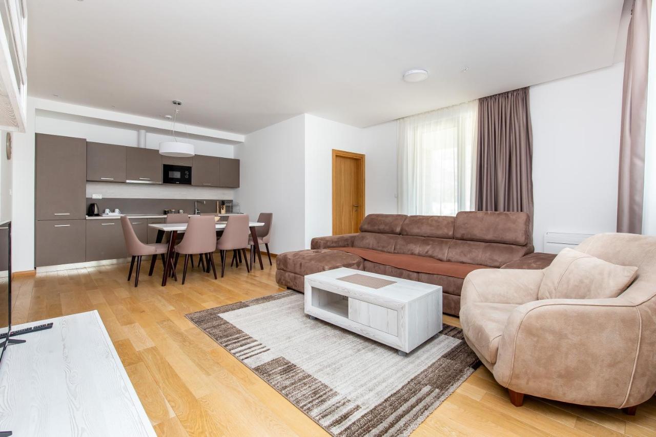 Apartments Lora In Apart-Hotel Budva Exterior foto